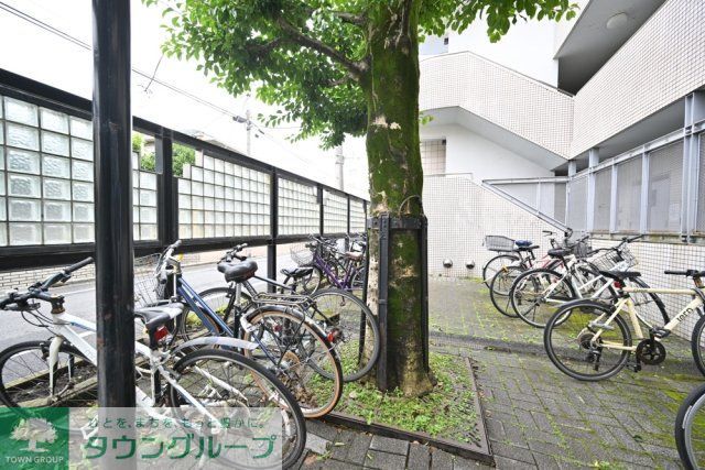 駐車場　駐輪場