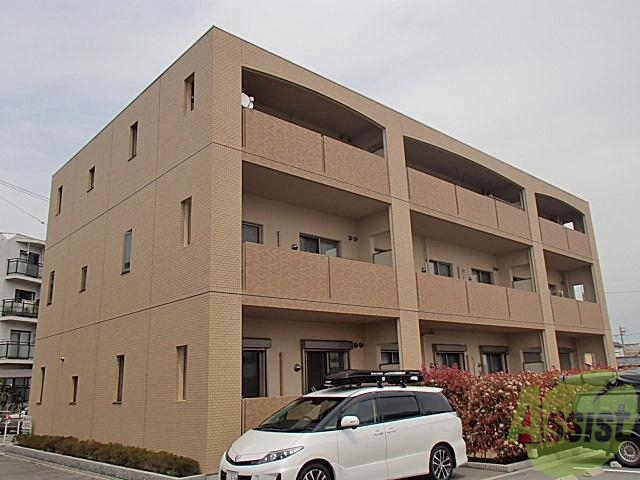 建物外観　豊中市桜の町「ルネピリア」