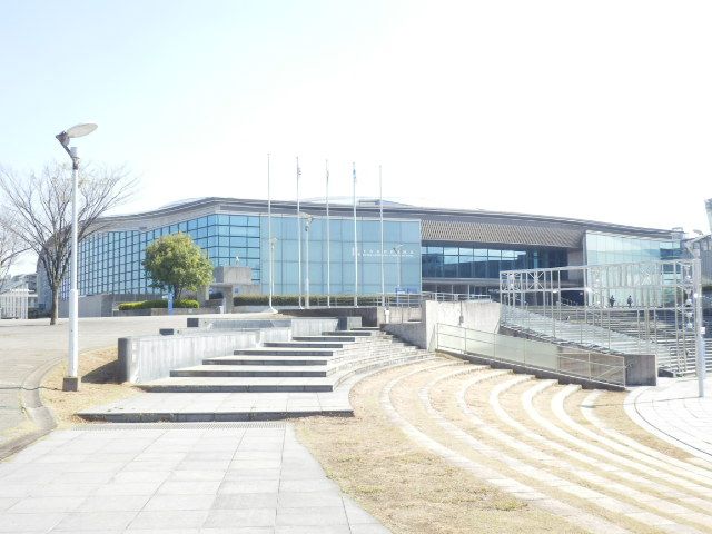その他　横浜国際プール（その他）まで486m