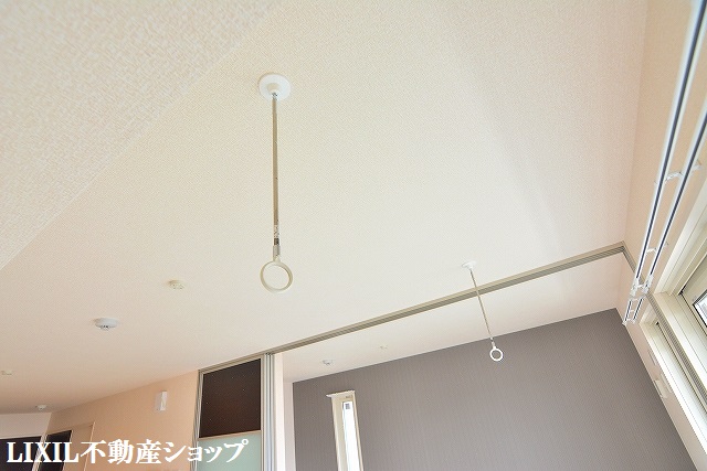 その他設備　ＬＤＫに室内物干しがあります。