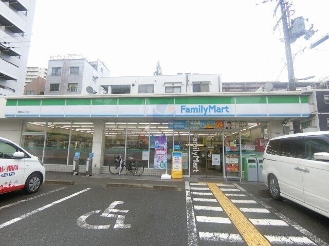 コンビニ　ファミリーマート伝法駅前店（コンビニ）まで130m