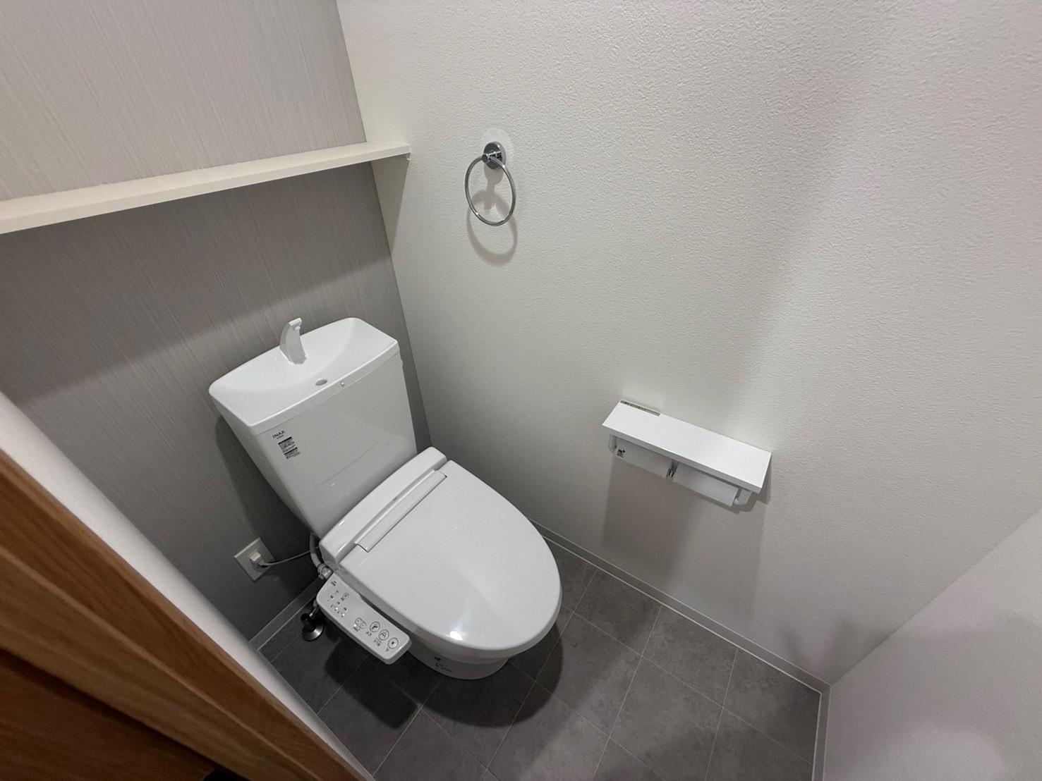 トイレ　ウォシュレット付きのトイレです