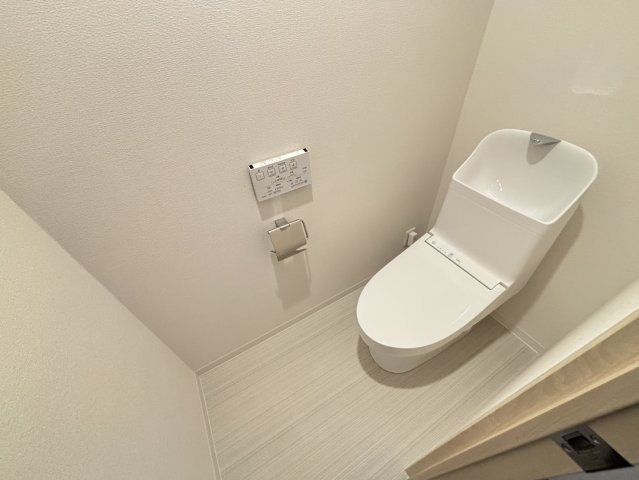 トイレ　別部屋参考写真