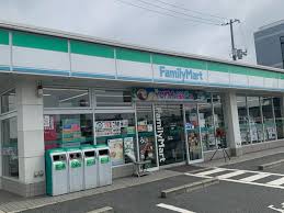 コンビニ　ファミリーマート岡山妹尾店（コンビニ）まで877m