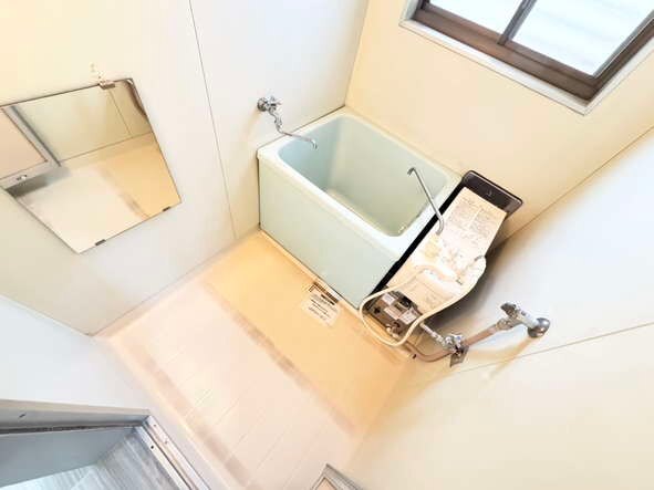 東急田園都市線 用賀駅 徒歩10分 2階建 築44年の風呂写真