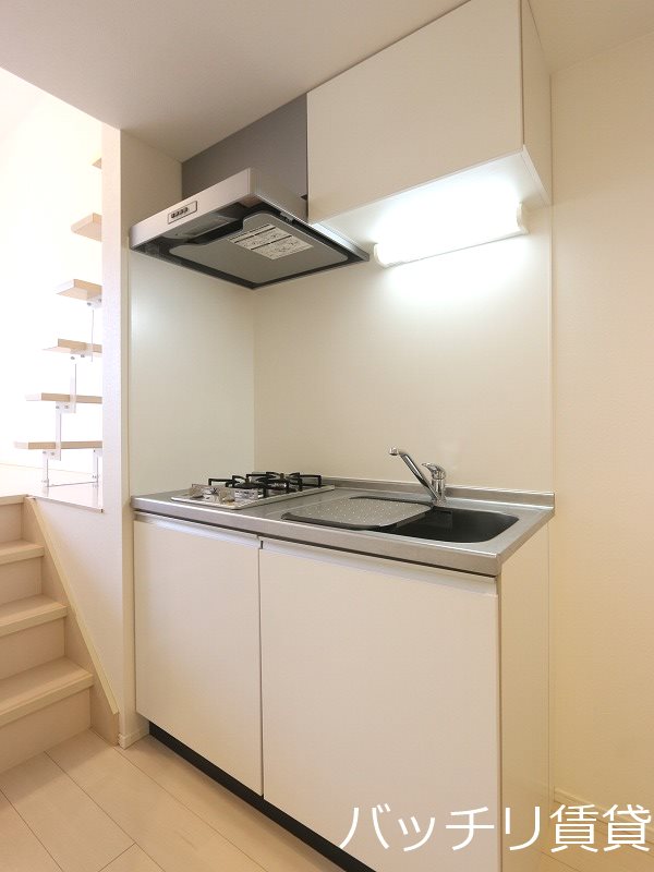 キッチン　同型タイプの為、現状を優先致します。