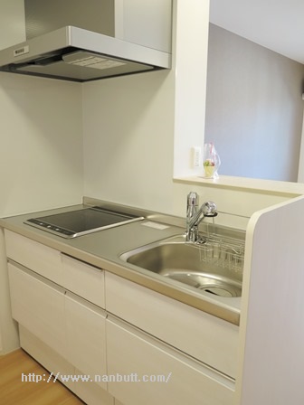 キッチン　2口IH付きシステムキッチン