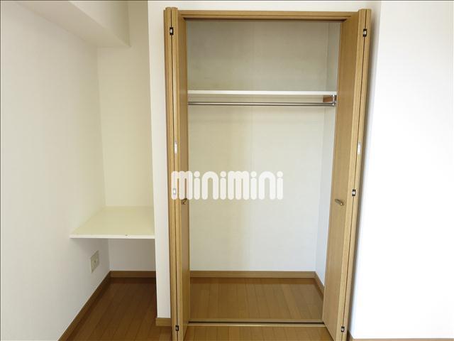 収納　荷物をすっきり収納できるクローゼットです。