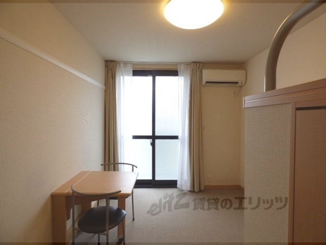 居室・リビング　洋室