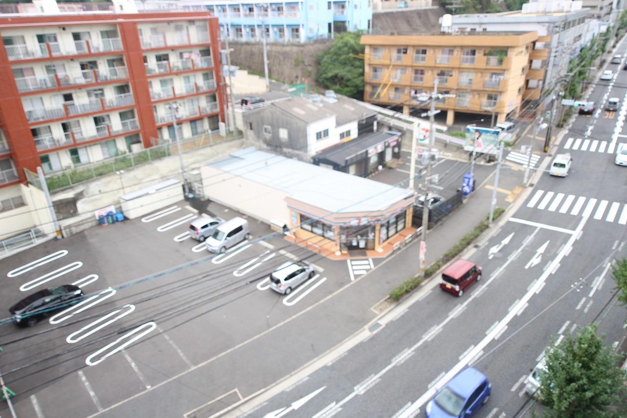 コンビニ　セブンイレブン小倉工業高校前店（コンビニ）まで93m