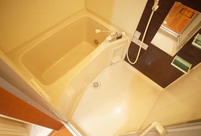 バス・シャワールーム　バス
