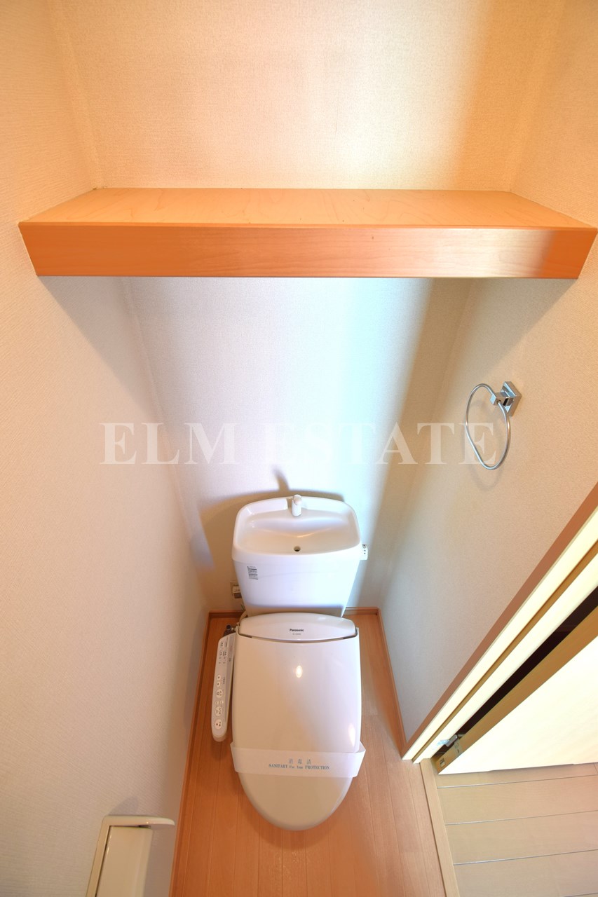 ＪＲ東海道本線 安倍川駅 徒歩9分 2階建 築18年のトイレ写真