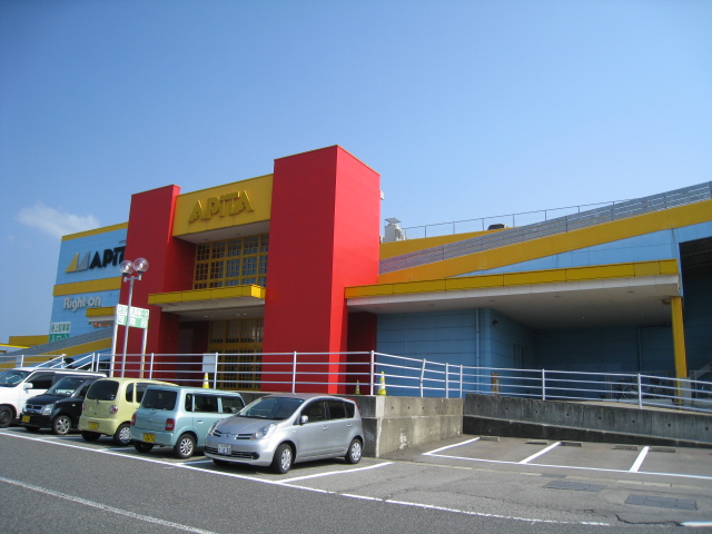 ショッピングセンター　フェアモール松任（ショッピングセンター）まで733m