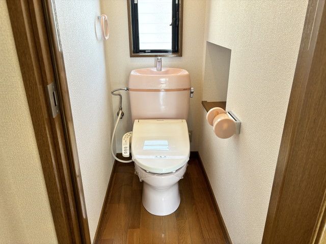 【和歌山市梅原のアパートのトイレ】