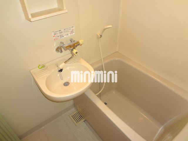 バス・シャワールーム　お風呂です。