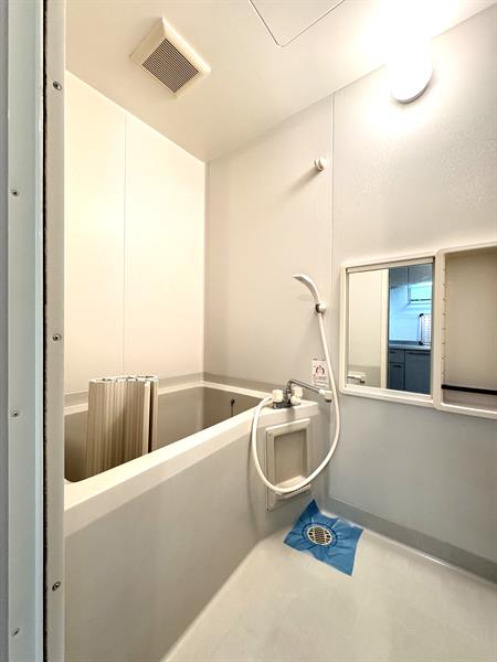 バス・シャワールーム　お風呂