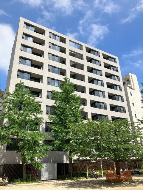 【中央区日本橋堀留町のマンションの建物外観】