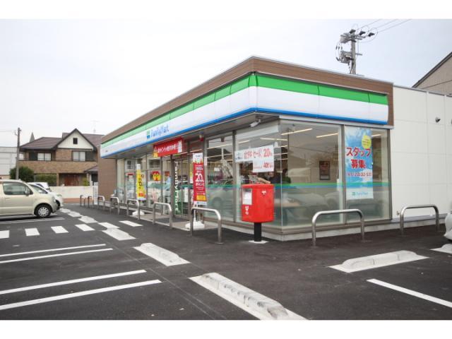 コンビニ　牛神ファミリーマート（コンビニ）まで250m