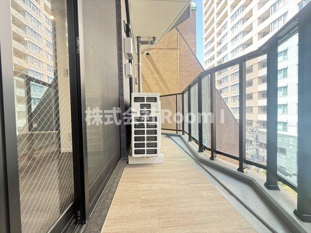 バルコニー　開放的で明るい空間を演出してくれるバルコニーです