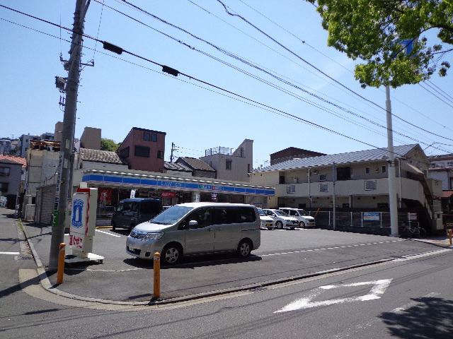 コンビニ　ローソン・スリーエフ汐入駅前店（コンビニ）まで317m