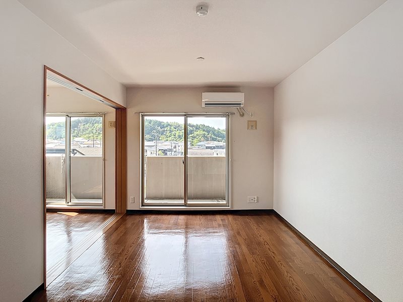 居室・リビング　日当たり良好♪