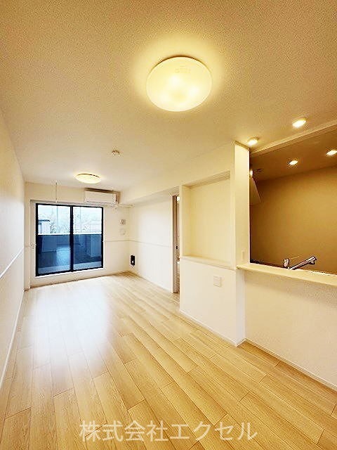 居室・リビング　明るいお部屋です。