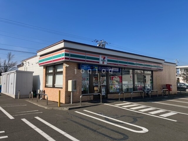 コンビニ　セブンイレブン帯広２１条南５丁目店（コンビニ）まで220m