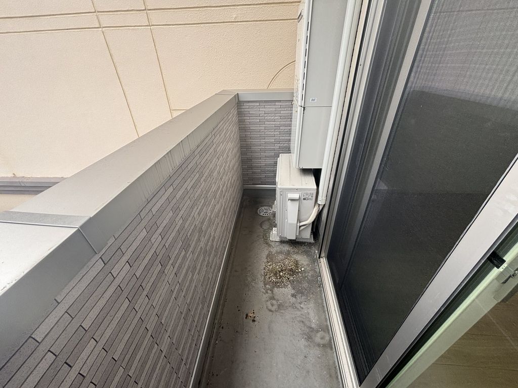 バルコニー　バルコニー