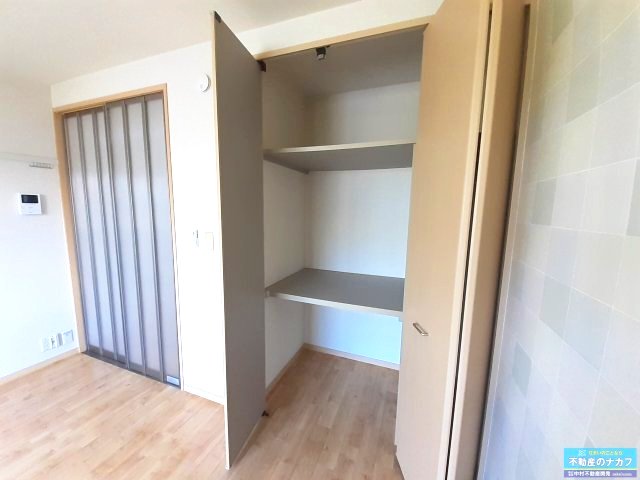 収納　※同タイプの部屋写真です