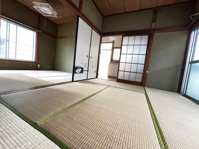 依田荘の居間写真