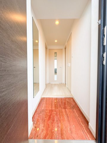 玄関　素敵な玄関は毎朝あなたを元気に送りだしてくれますよ