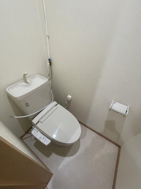 トイレ　トイレ