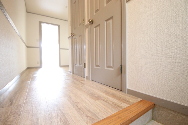 玄関　※別室参照