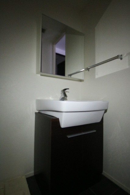 洗面設備　※別室の参考写真の為、現況優先です。