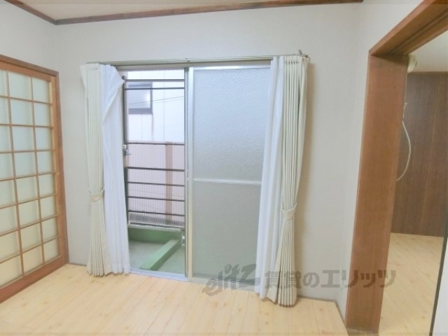 居室・リビング　洋室