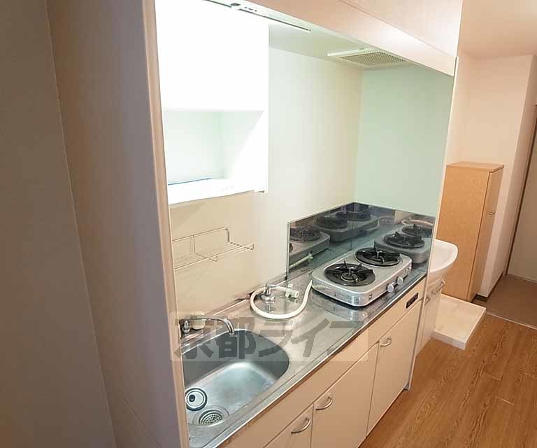 キッチン　広いキッチンスペース。