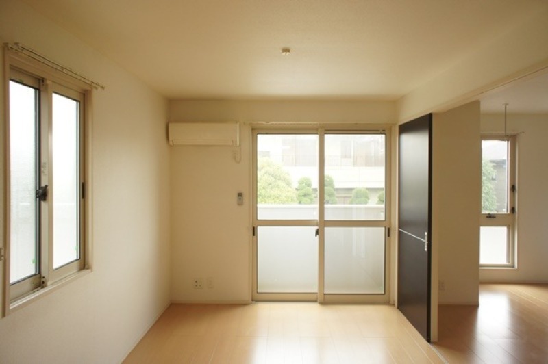 居室・リビング　図面と現状に相違がある場合には現状を優先