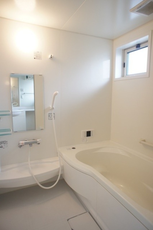 バス・シャワールーム　図面と現状に相違がある場合には現状を優先