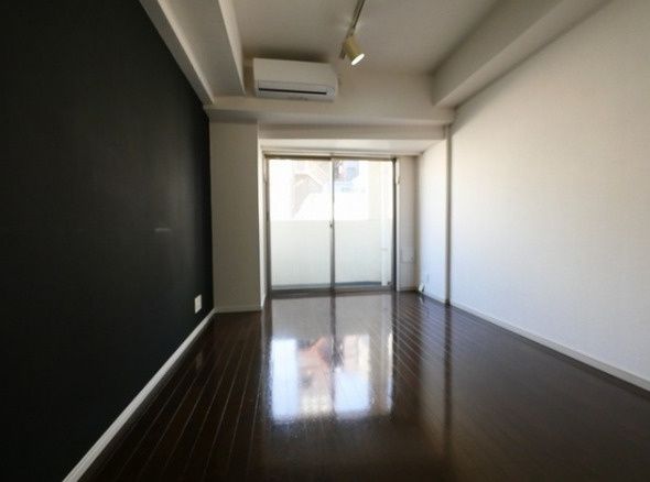 居室・リビング　別タイプ部屋　参考写真です