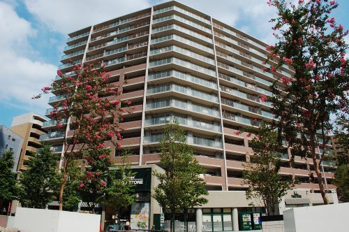 建物外観　外観は落ち着いています