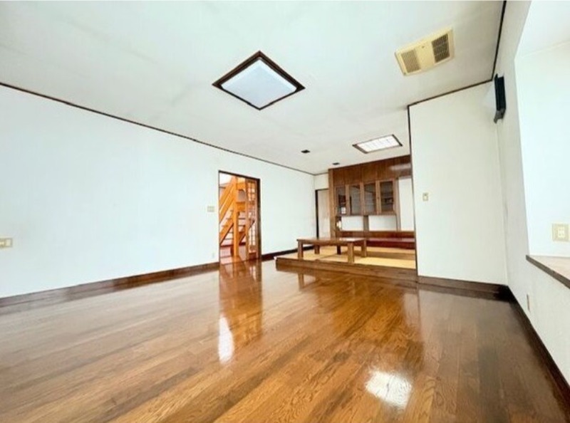 居室・リビング　図面と現状に相違がある場合には現状を優先