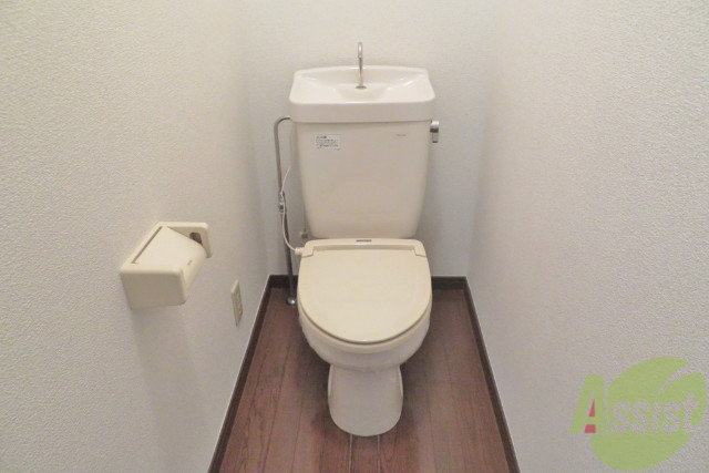 トイレ　トイレはシンプルかつオーソドックスで使いやすいです。