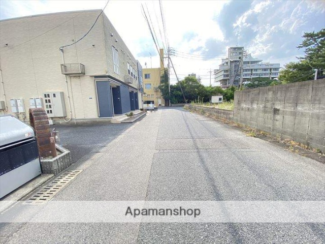 その他　前面道路（その他）まで0m