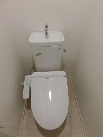 トイレ　イメージ201号室写真