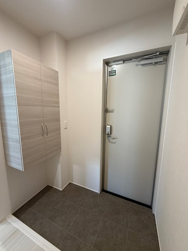 玄関　広めの玄関スペース