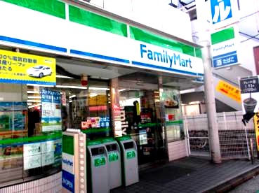 コンビニ　ファミリーマート横浜富岡西七丁目店（コンビニ）まで760m