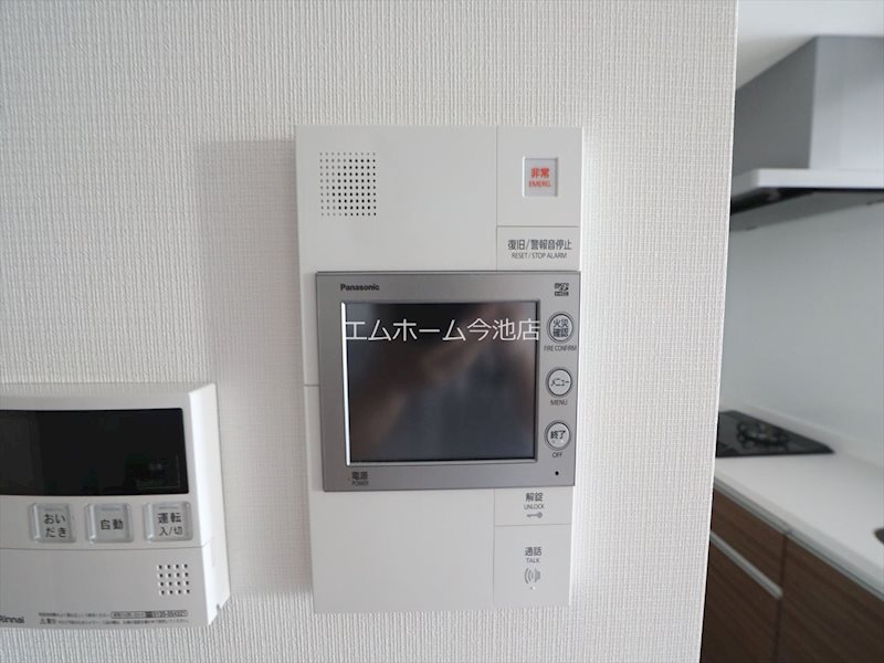 セキュリティ　TVモニター付インターホン