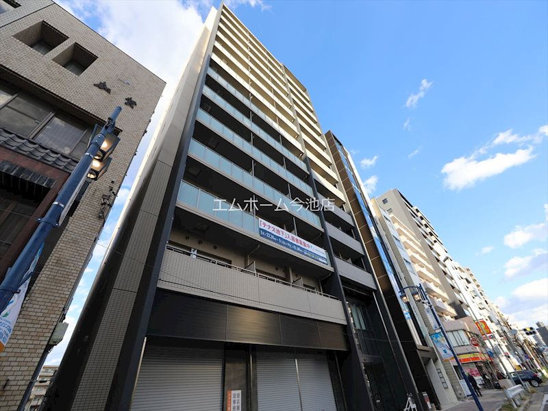 建物外観　外観　オートロック防犯カメラTVモニターホン宅配BOX完備