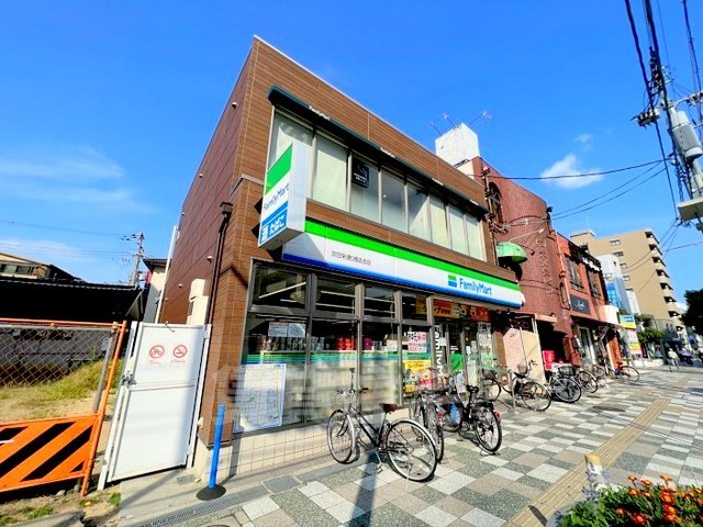 コンビニ　ファミリーマート　吹田栄通り商店会（コンビニ）まで300m