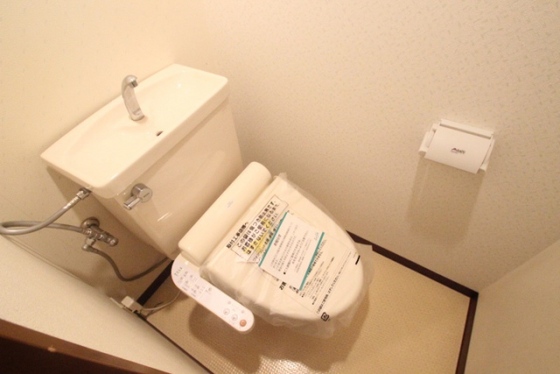 トイレ　※別部屋の写真です